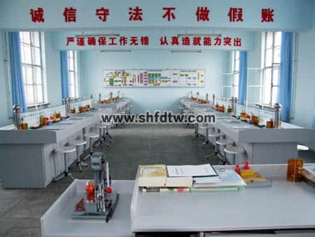 48座財務(wù)模擬實(shí)驗(yàn)室(雙面)
